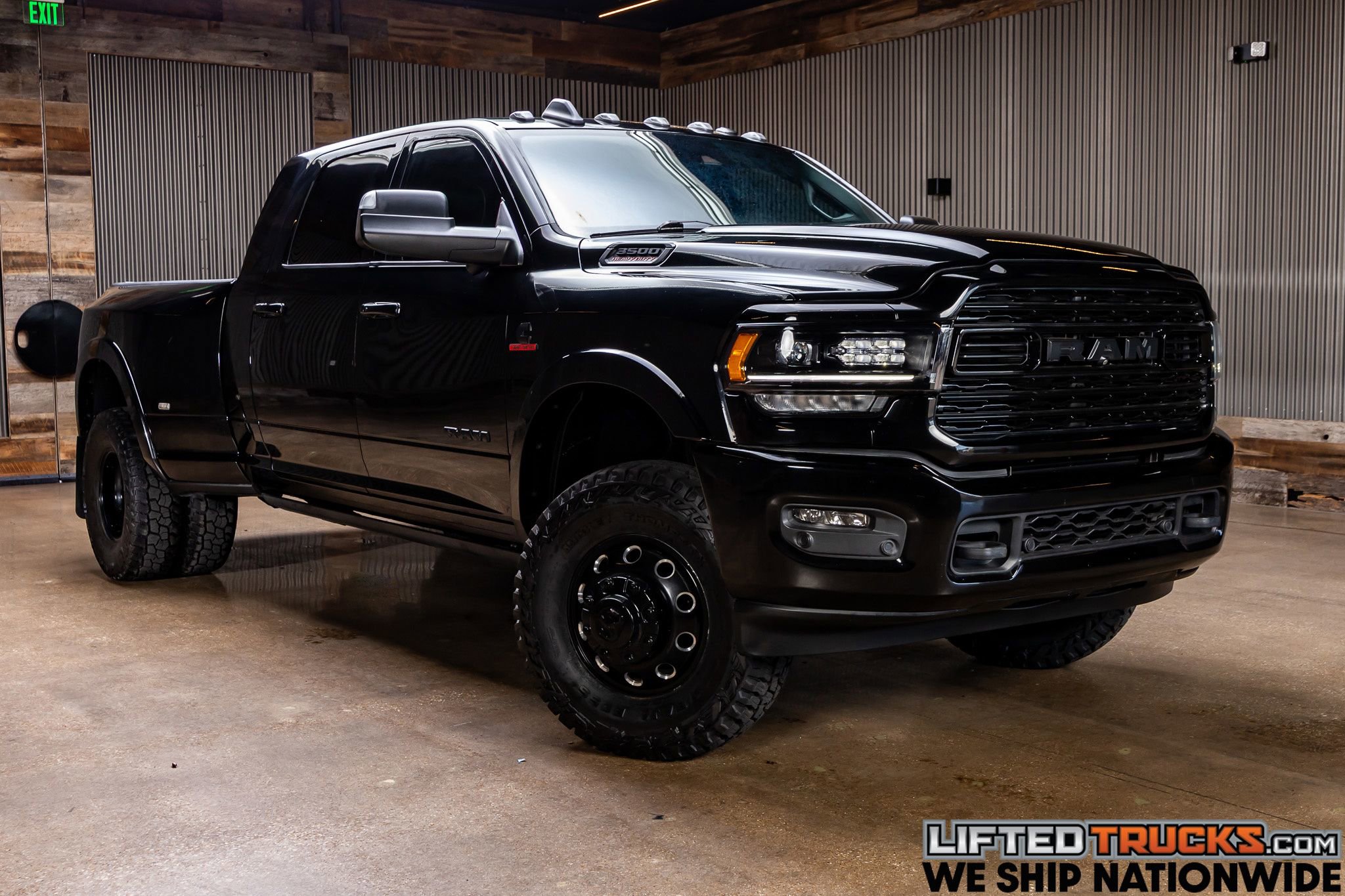 Used 2021 RAM 3500 Limited image 1
