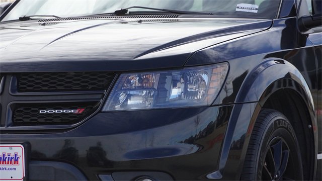 Used 2019 Dodge Journey SE image 4