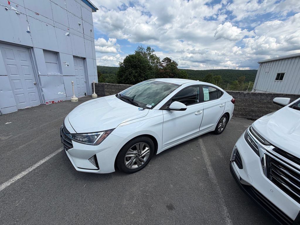 Used 2019 Hyundai Elantra SEL w/ Cargo Package FWD image 2