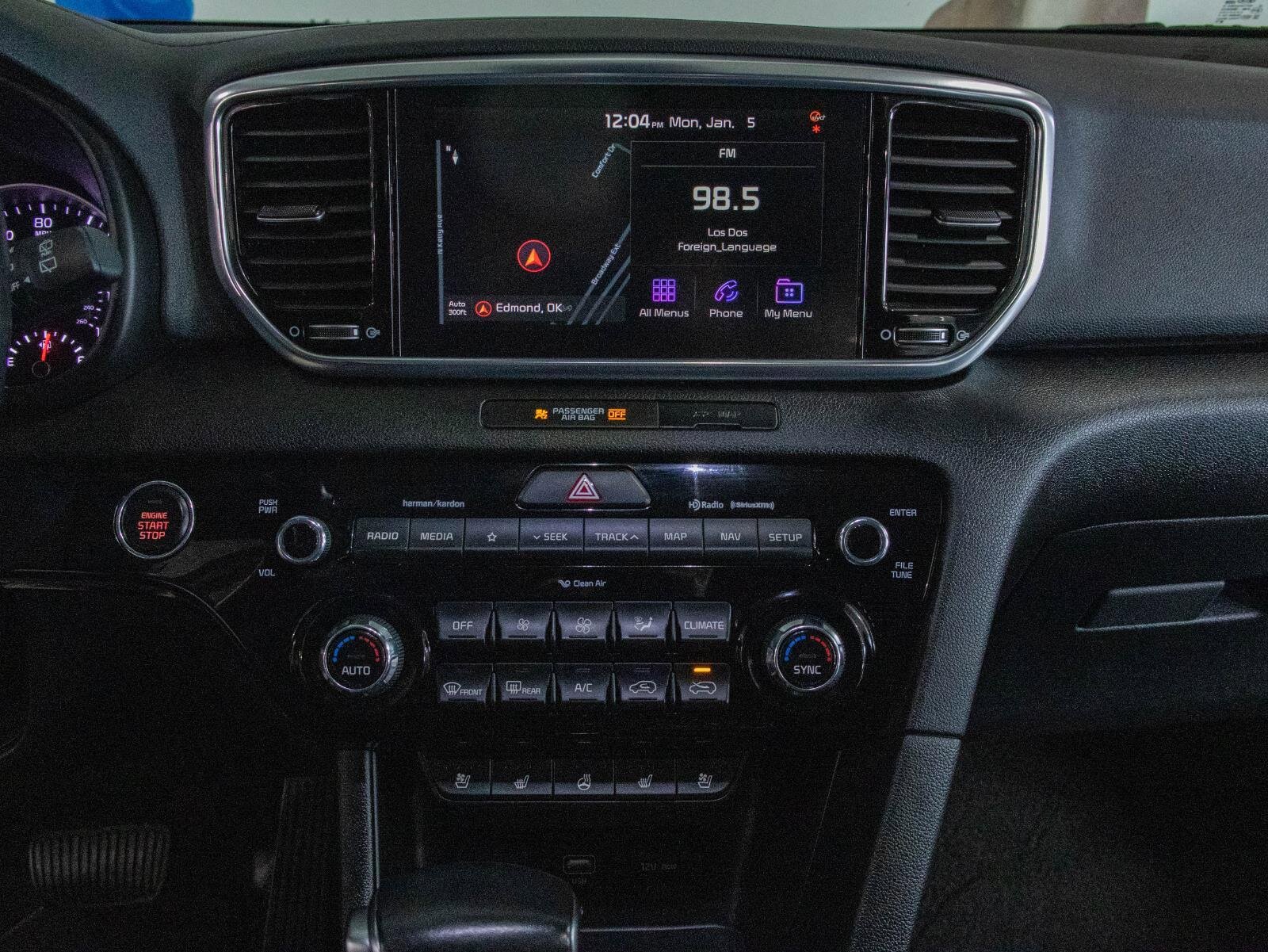 Used 2022 Kia Sportage EX w/ EX Technology Package image 4