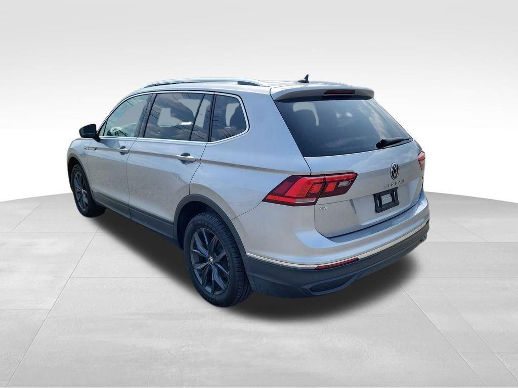 Used 2023 Volkswagen Tiguan SE image 5