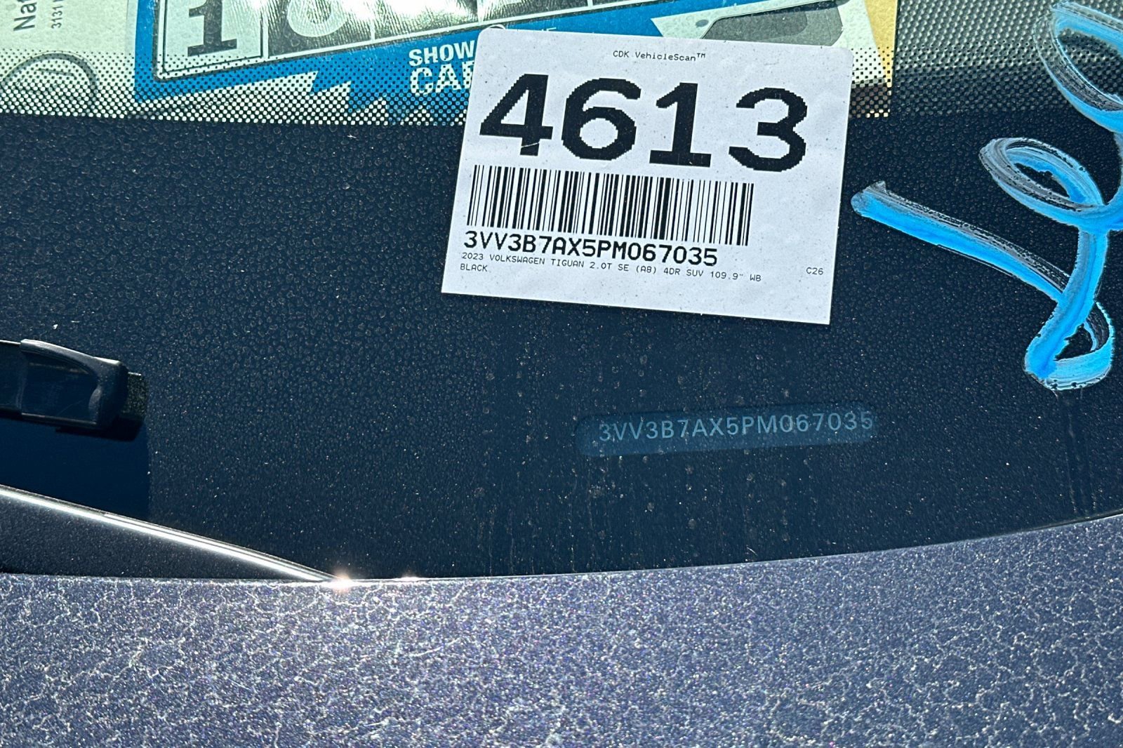 Used 2023 Volkswagen Tiguan SE image 3