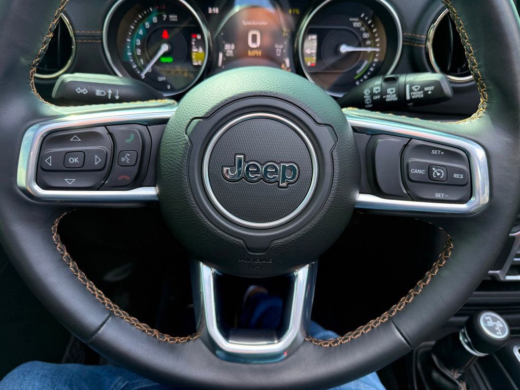 Used 2022 Jeep Wrangler Unlimited Sahara image 13