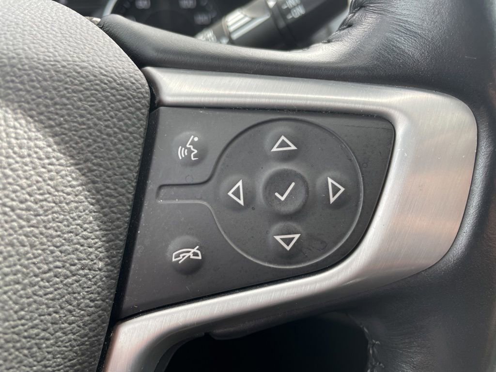 Used 2020 GMC Terrain SLE w/ Driver Convenience Package AWD/4WD image 16