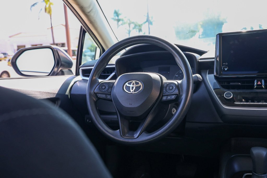 Used 2025 Toyota Corolla LE FWD image 23