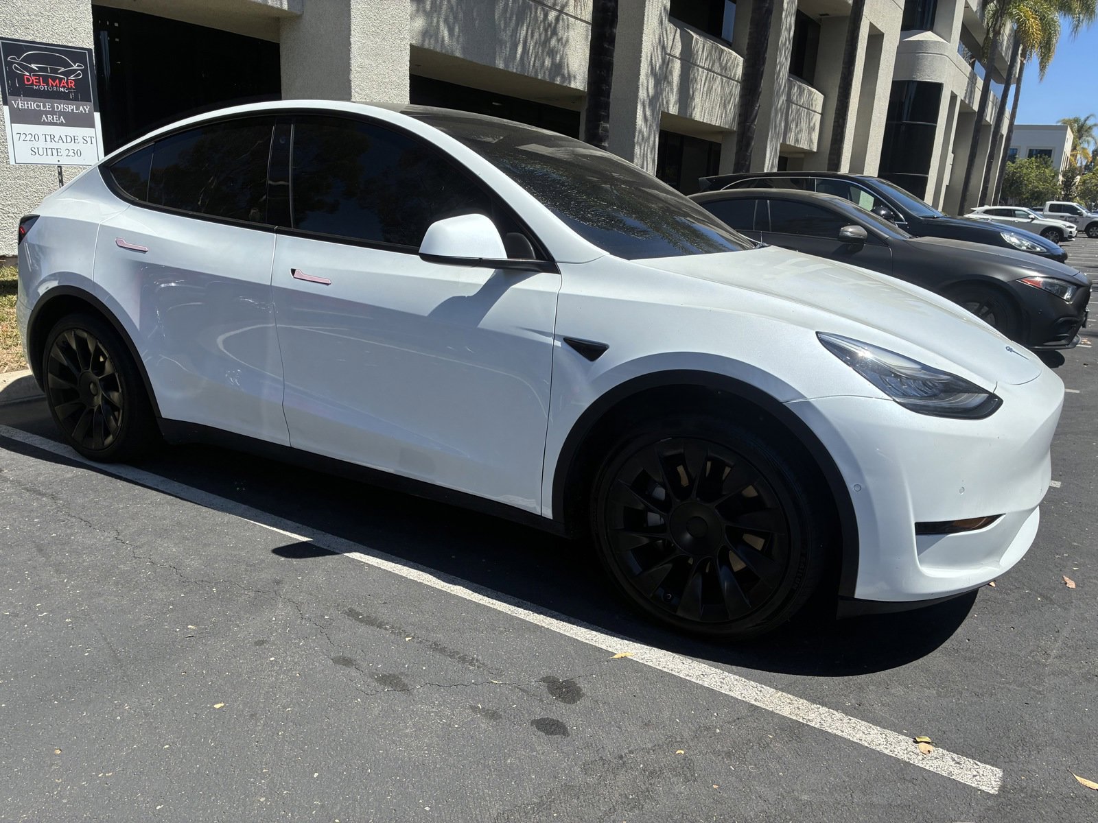 Used 2021 Tesla Model Y 2WD image 8