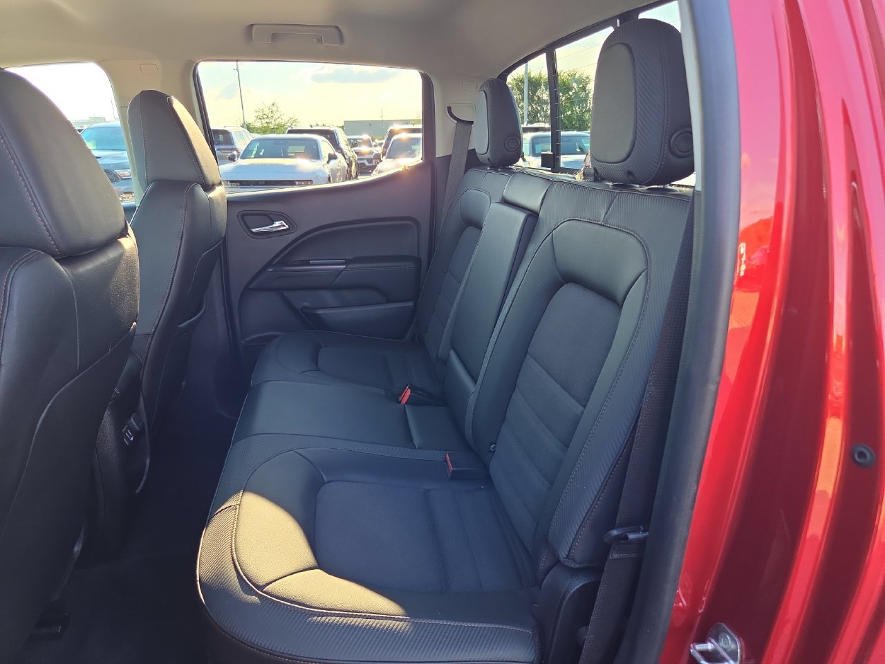 Used 2021 GMC Canyon AT4 w/ Driver Alert Package AWD/4WD image 12