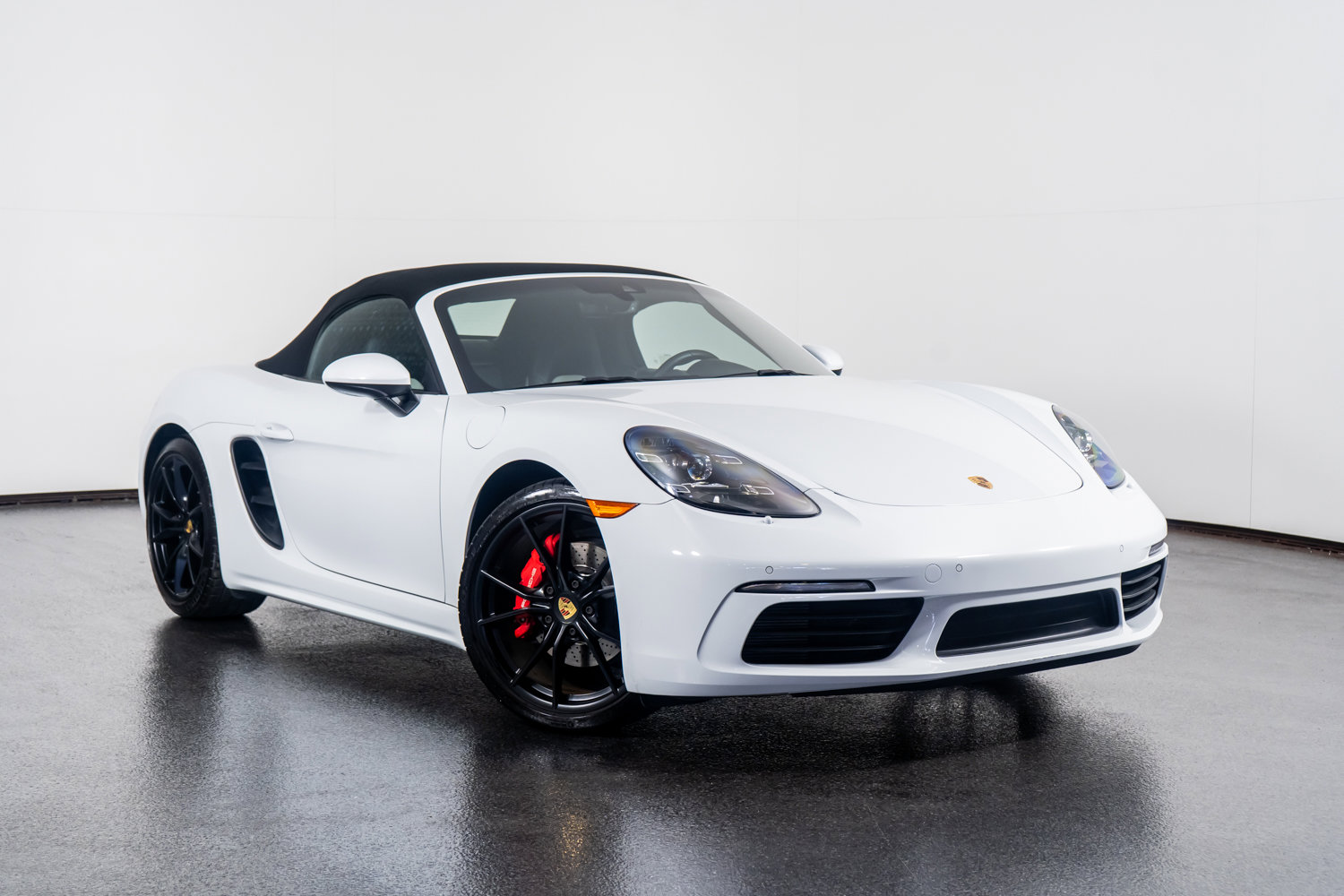 Used 2022 Porsche 718 Boxster S image 5