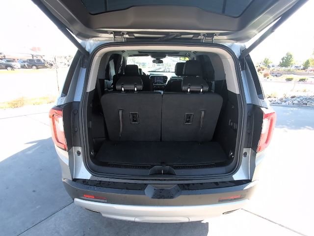 Used 2023 GMC Acadia SLT w/ Technology Package FWD image 28