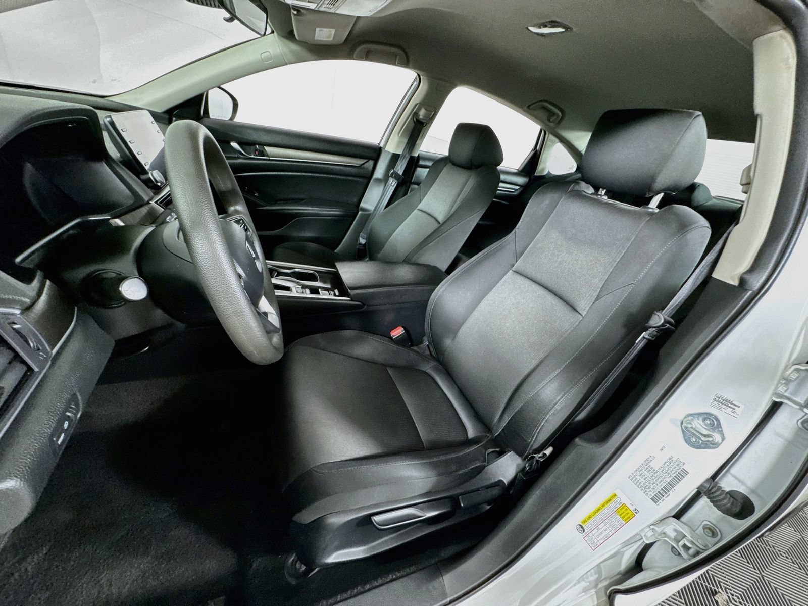 Used 2022 Honda Accord LX image 12