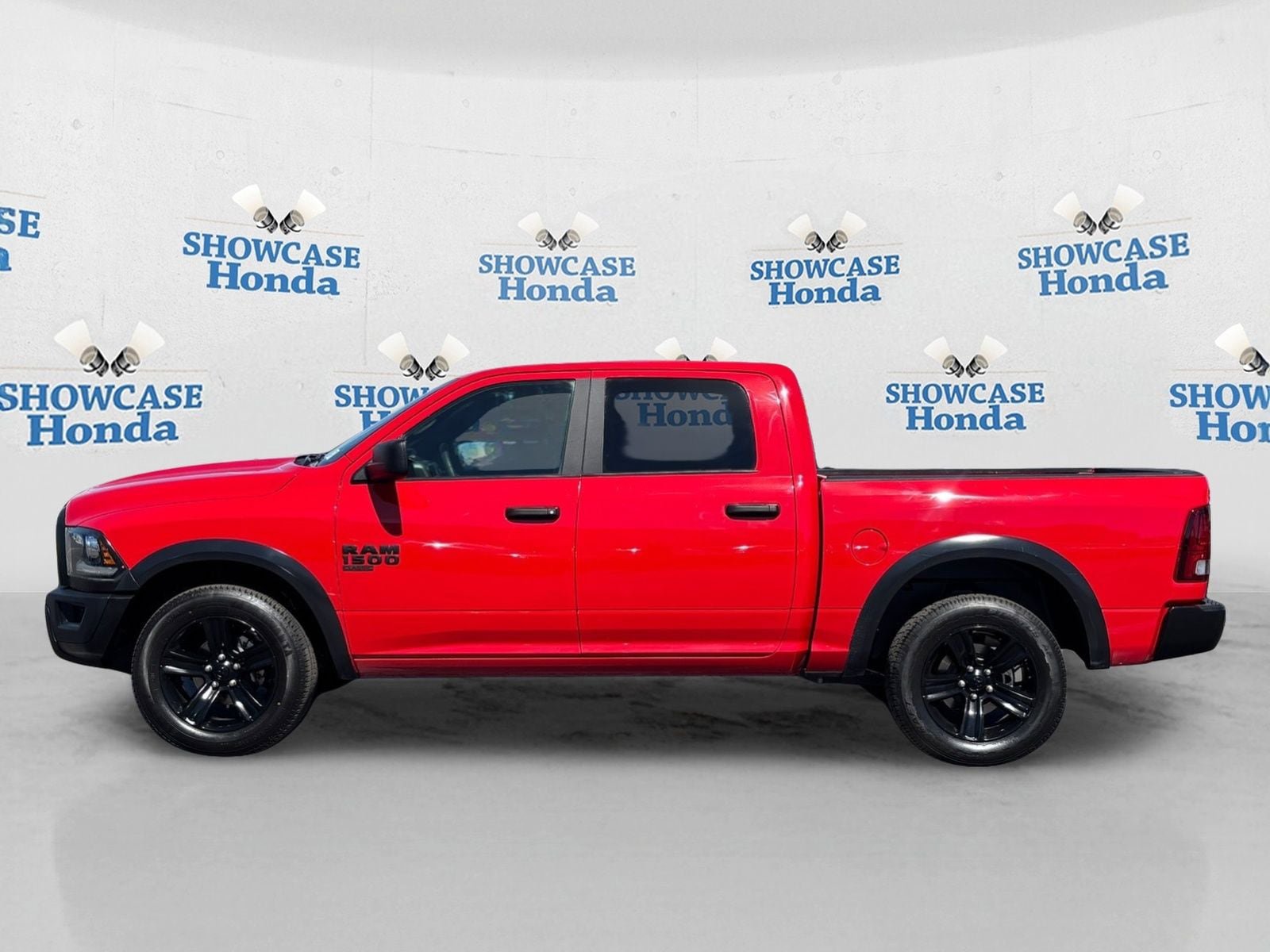 Used 2024 RAM 1500 Classic Warlock AWD/4WD image 4