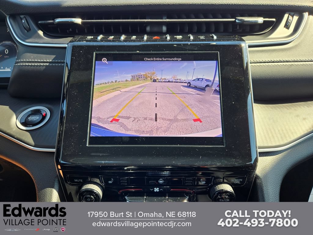 New 2025 Jeep Grand Cherokee Altitude AWD/4WD image 21