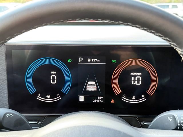 Used 2025 Hyundai Kona SEL image 17
