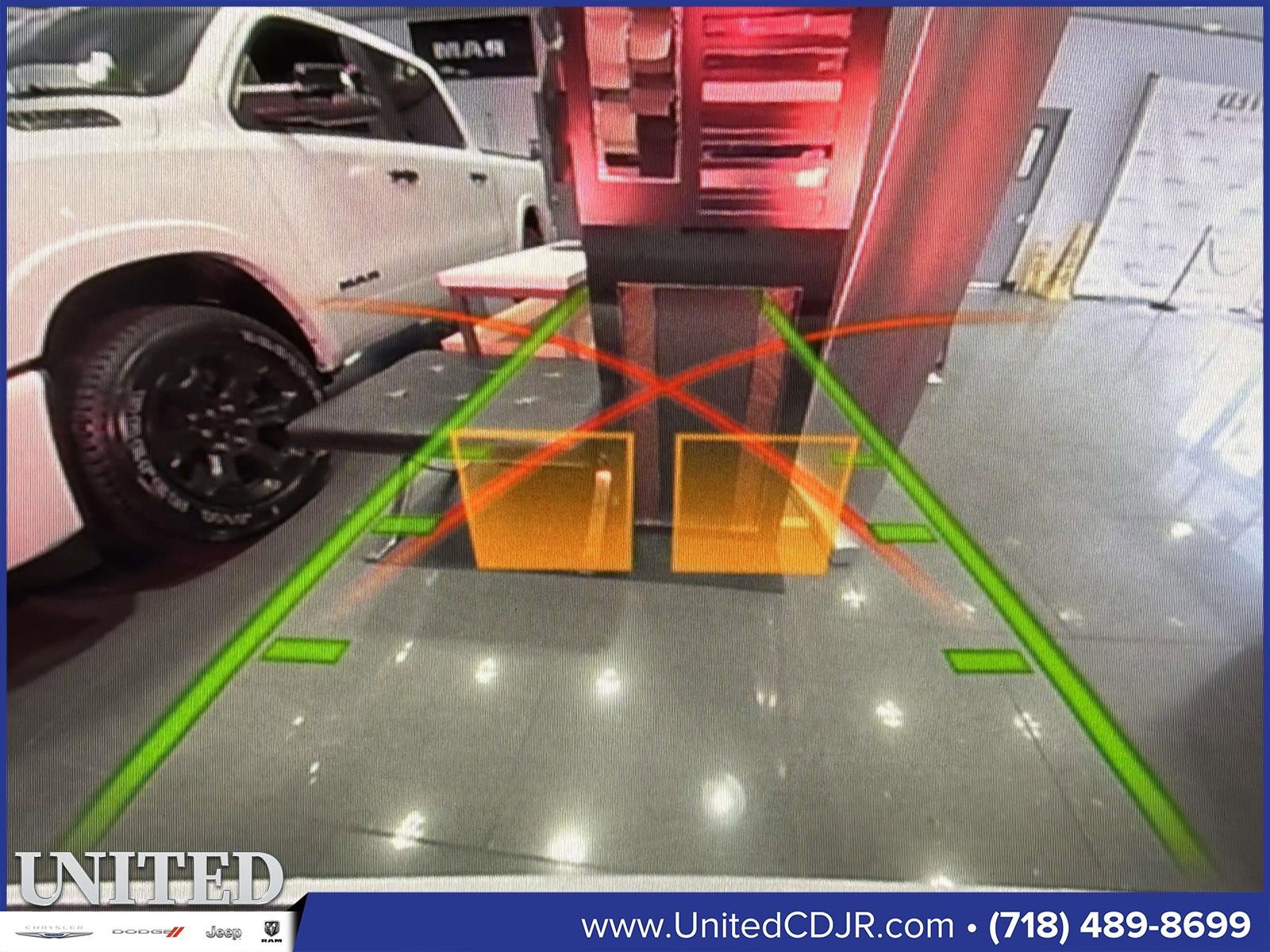 Used 2022 BMW X5 xDrive40i w/ Climate Comfort Package image 24