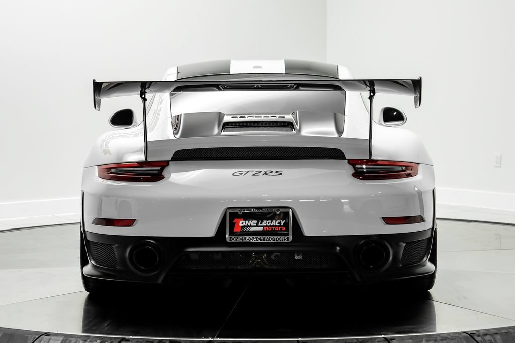 Used 2018 Porsche 911 GT2 RS RWD image 10