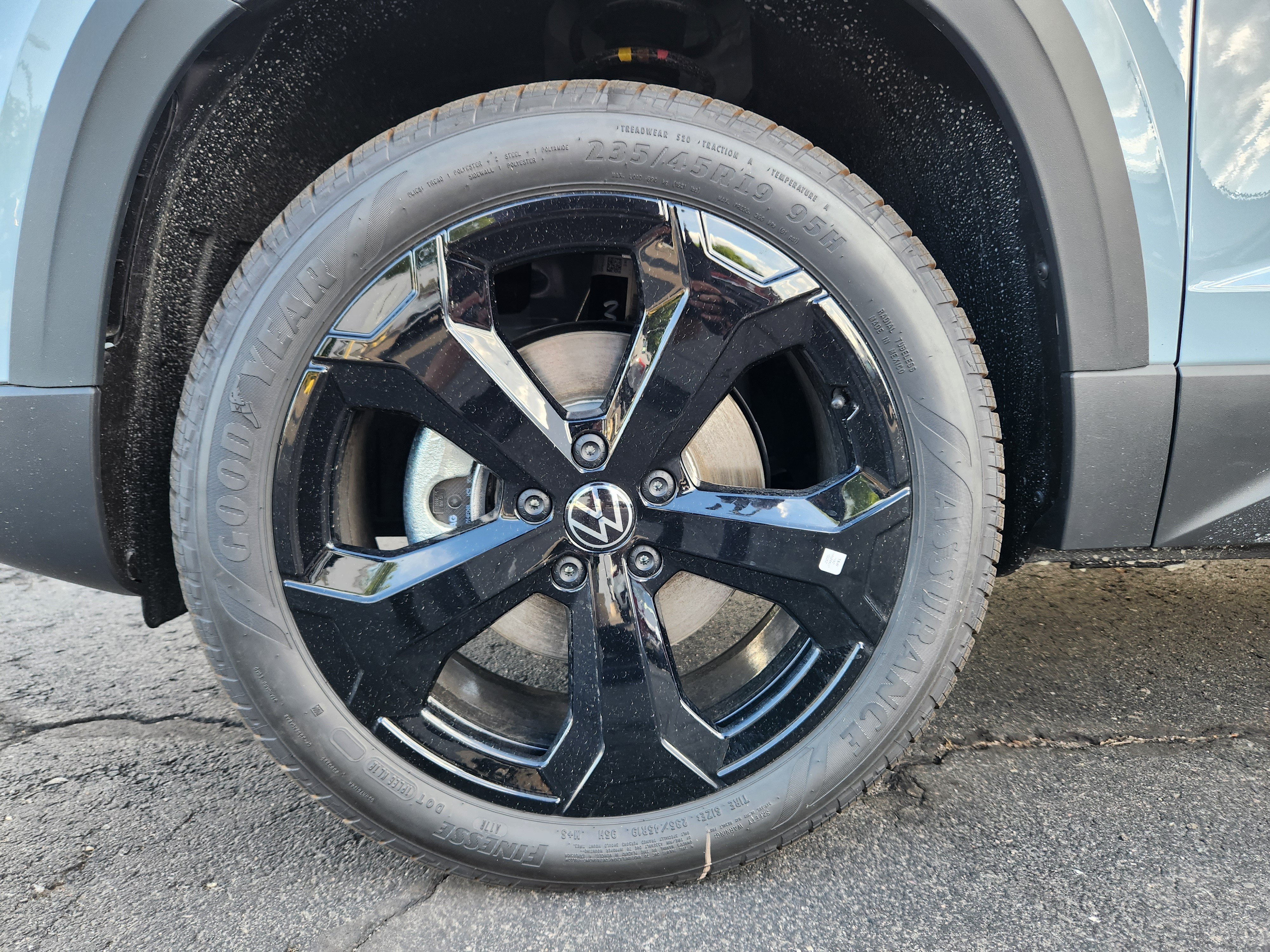 New 2026 Volkswagen Taos SE AWD/4WD image 27