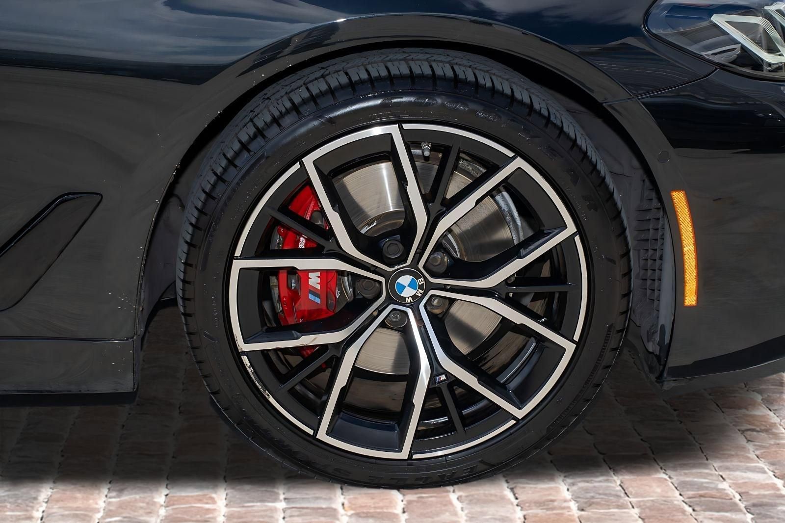 Used 2023 BMW 530i w/ M Sport Package RWD image 42