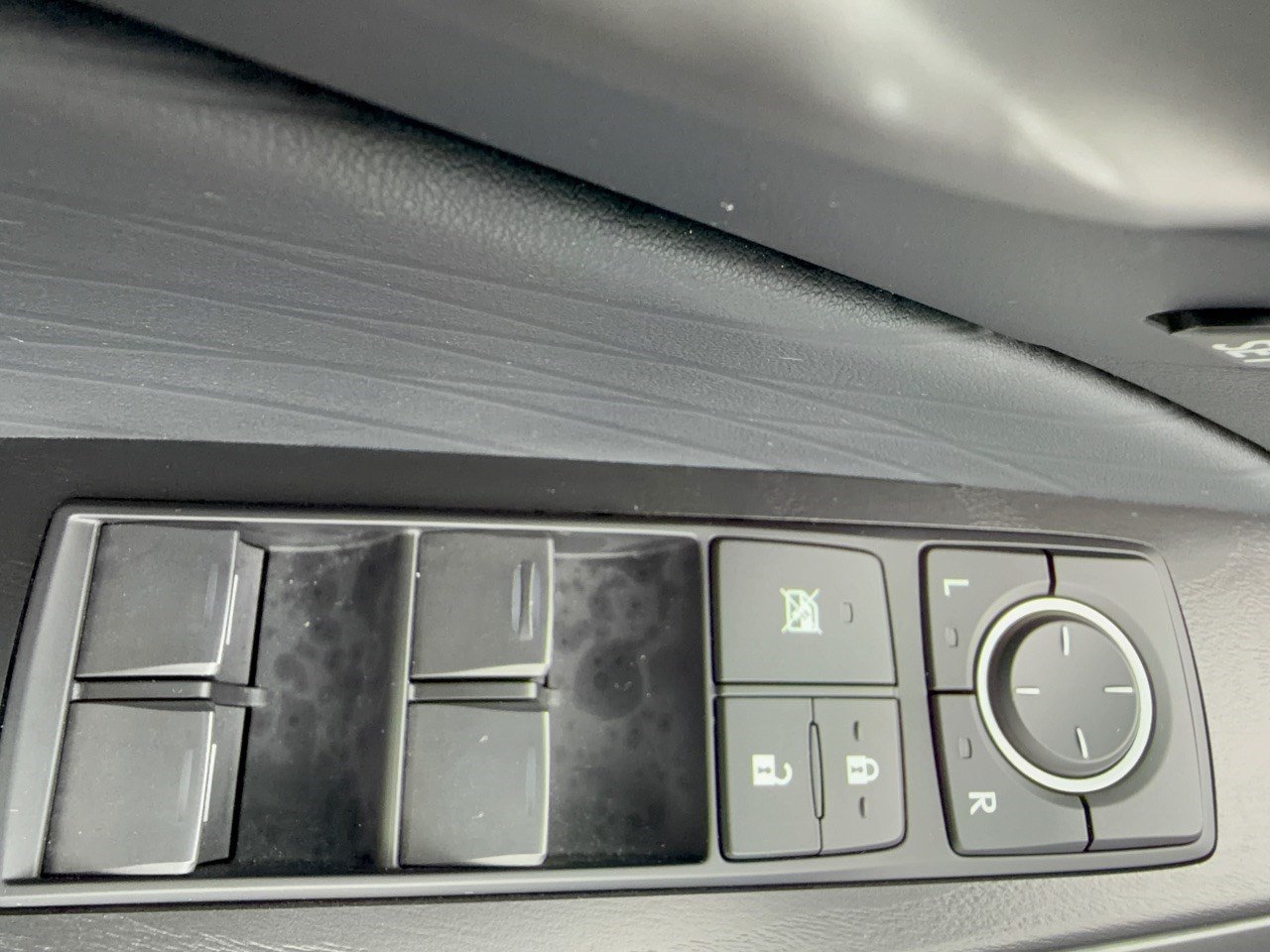 Used 2023 Lexus IS 300 w/ Premium Package RWD image 15