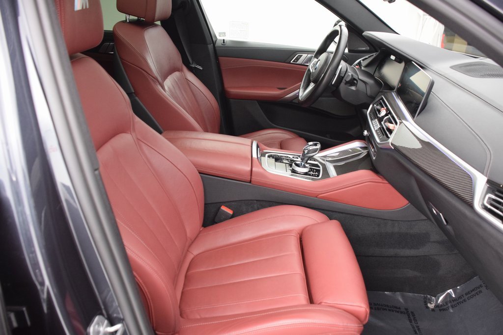 Used 2022 BMW X6 M50i w/ Executive Package image 15