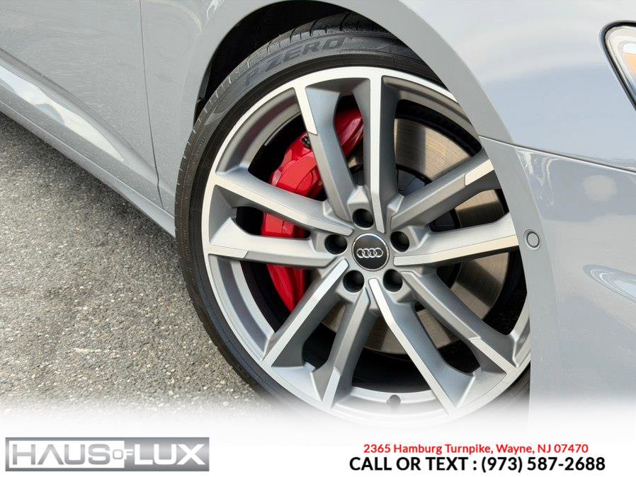 Used 2020 Audi S6 Prestige w/ Prestige Package AWD/4WD image 2
