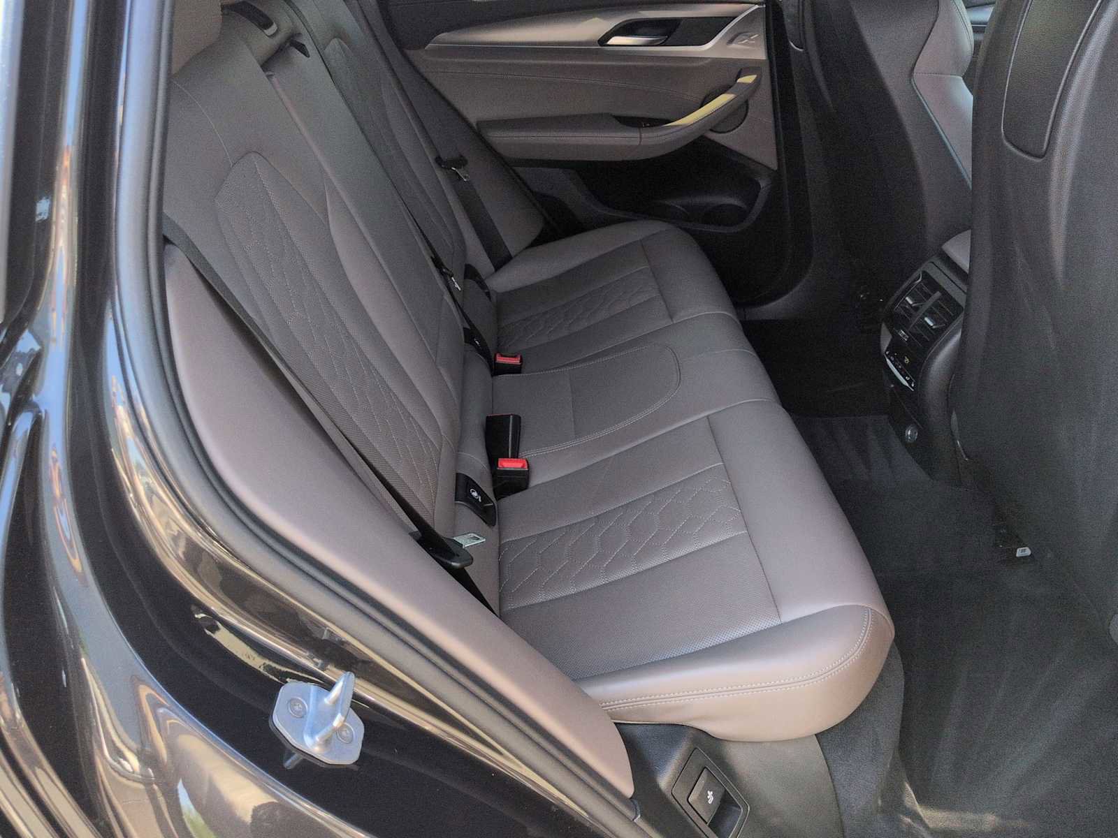 Used 2020 BMW X4 M w/ Executive Package AWD/4WD image 22