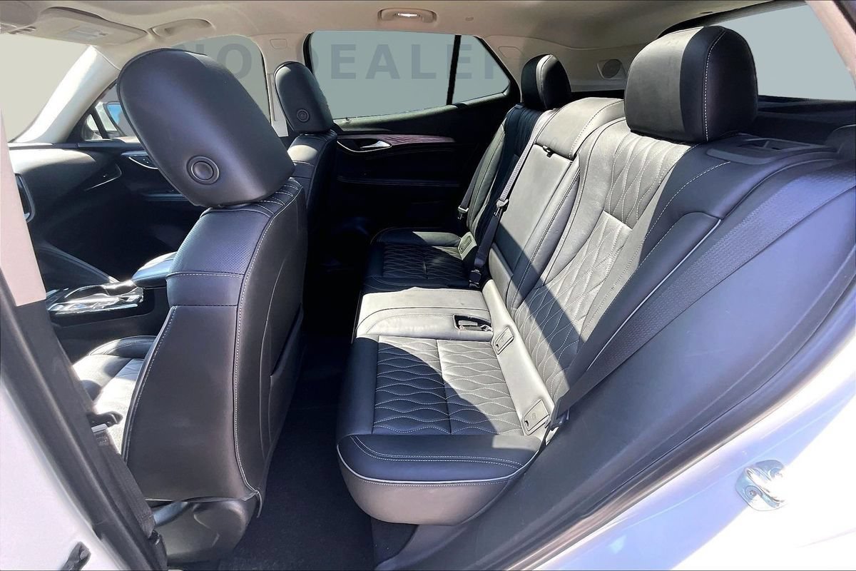 Used 2021 Buick Envision Avenir FWD image 22