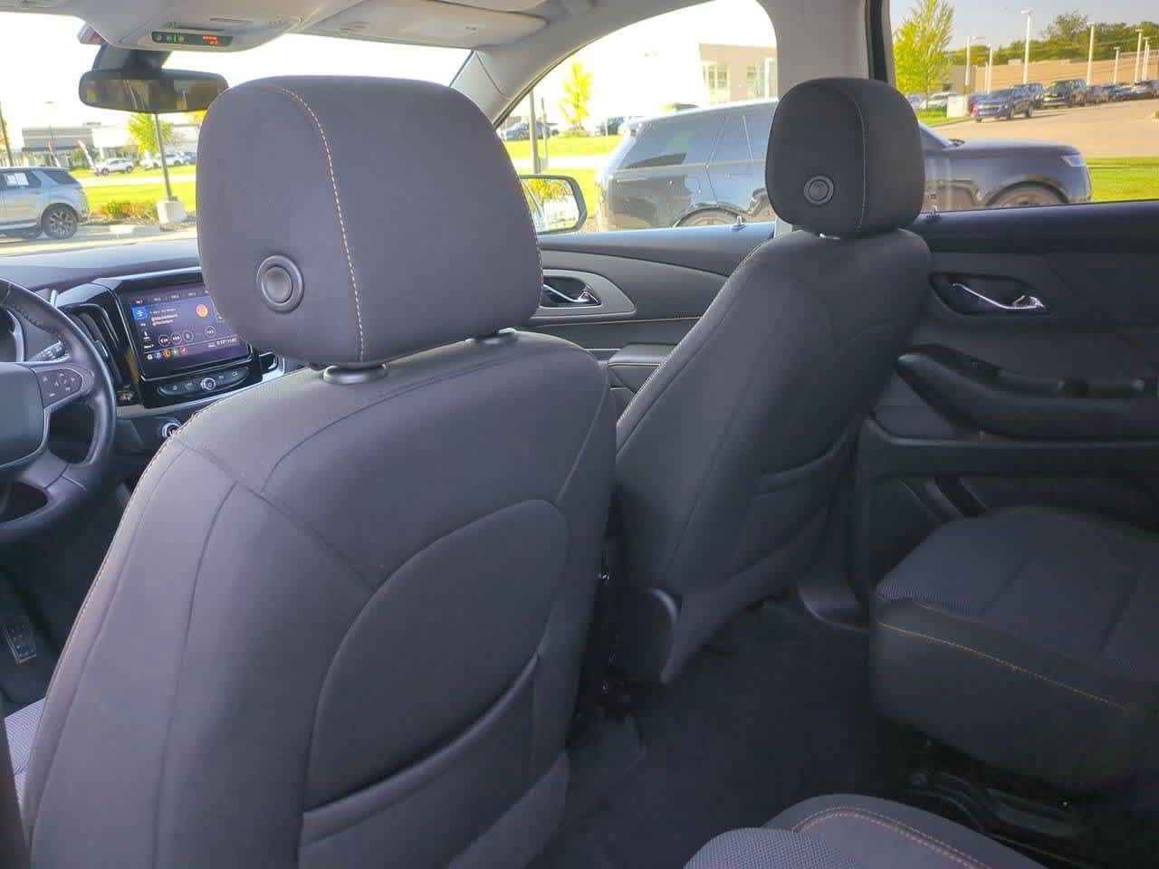 Used 2021 Chevrolet Traverse LT AWD/4WD image 16