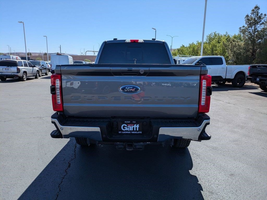 Used 2024 Ford F250 Lariat AWD/4WD image 4