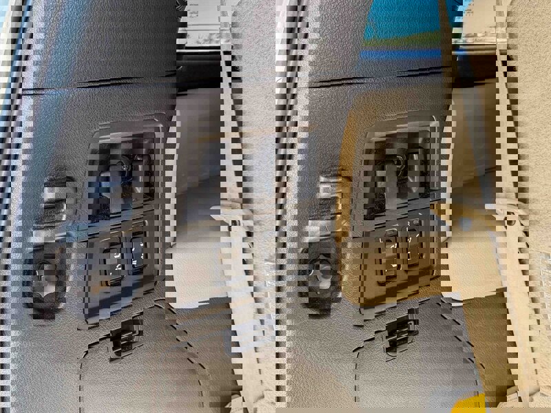 Used 2013 Toyota Sequoia SR5 image 38