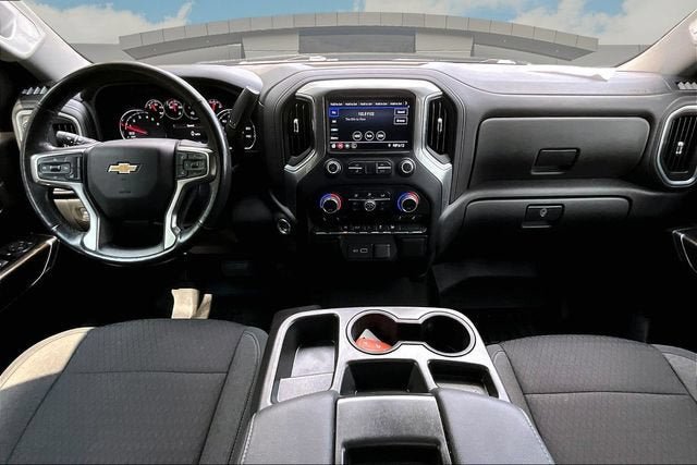 Used 2022 Chevrolet Silverado 1500 LT AWD/4WD image 15