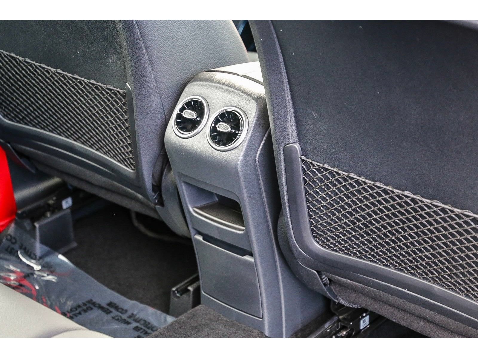 Used 2025 Mercedes-Benz GLB 35 AMG 4MATIC image 23