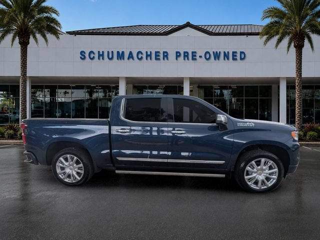 Used 2023 Chevrolet Silverado 1500 High Country w/ High Country Premium Package AWD/4WD image 7