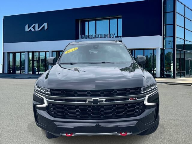 Used 2021 Chevrolet Tahoe Z71 w/ Luxury Package AWD/4WD image 2