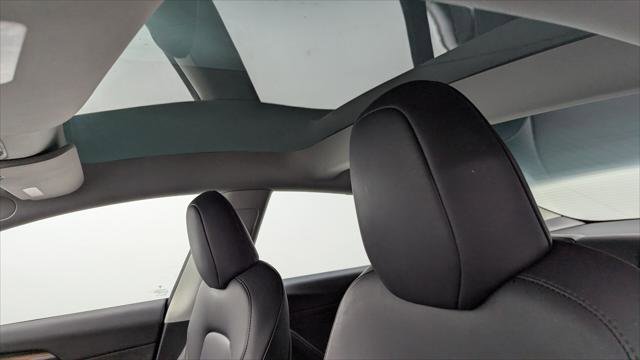 Used 2023 Tesla Model 3 Standard Range RWD image 28