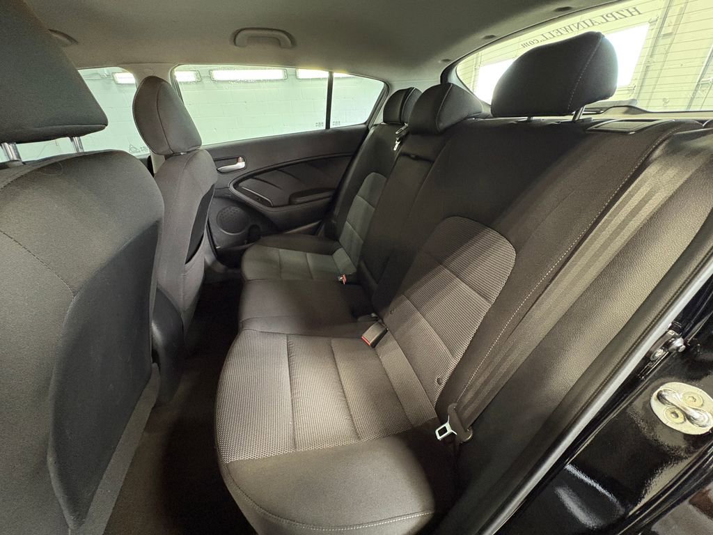 Used 2017 Kia Forte LX FWD image 22