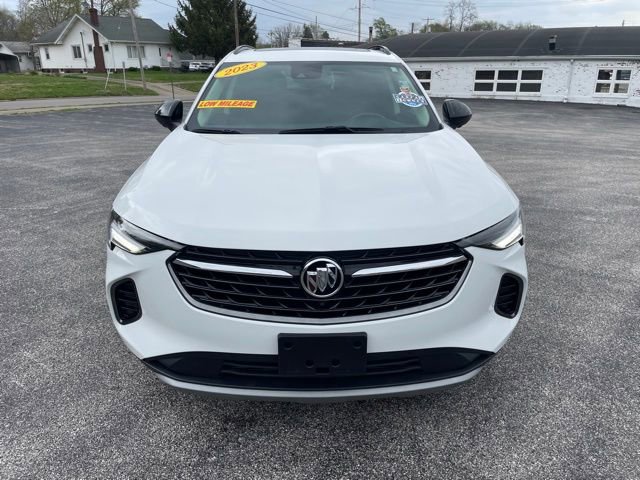 Used 2023 Buick Envision Essence w/ Technology Package I image 2