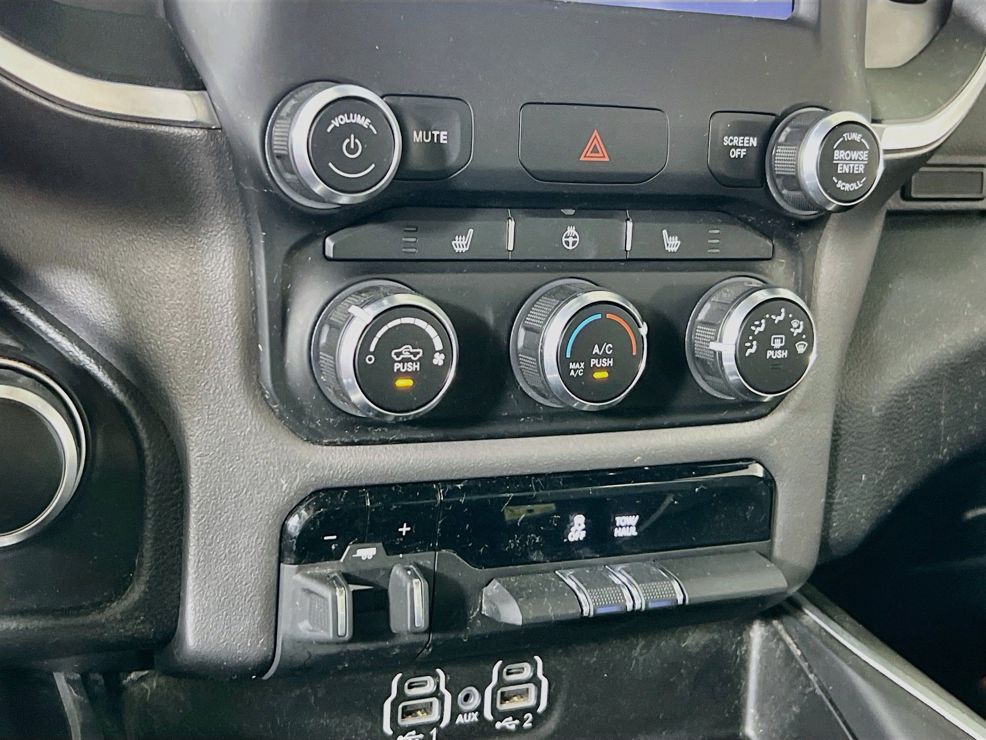 Used 2023 RAM 1500 Big Horn AWD/4WD image 15