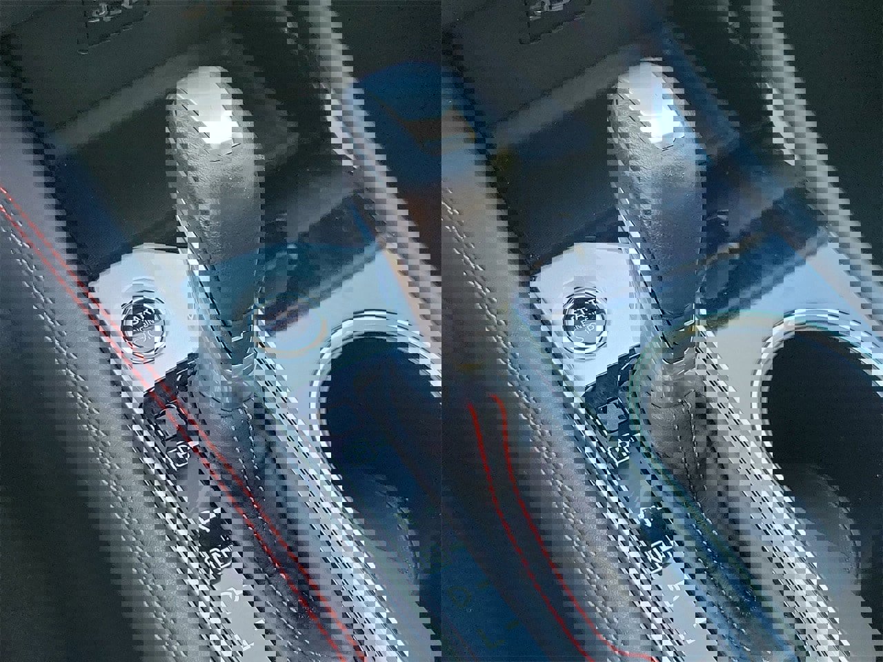 Used 2025 Nissan Altima 2.5 SR image 27