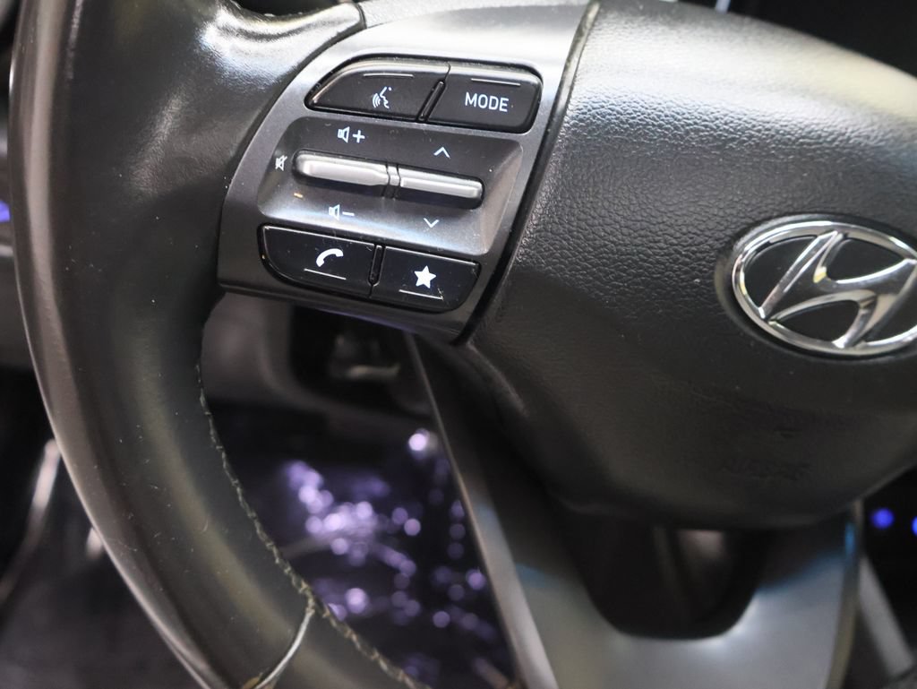 Used 2022 Hyundai Kona Limited FWD image 19