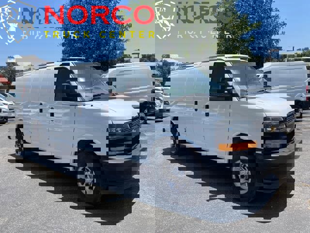 Used 2021 Chevrolet Express 2500 Extended w/ Driver Convenience Package image 2