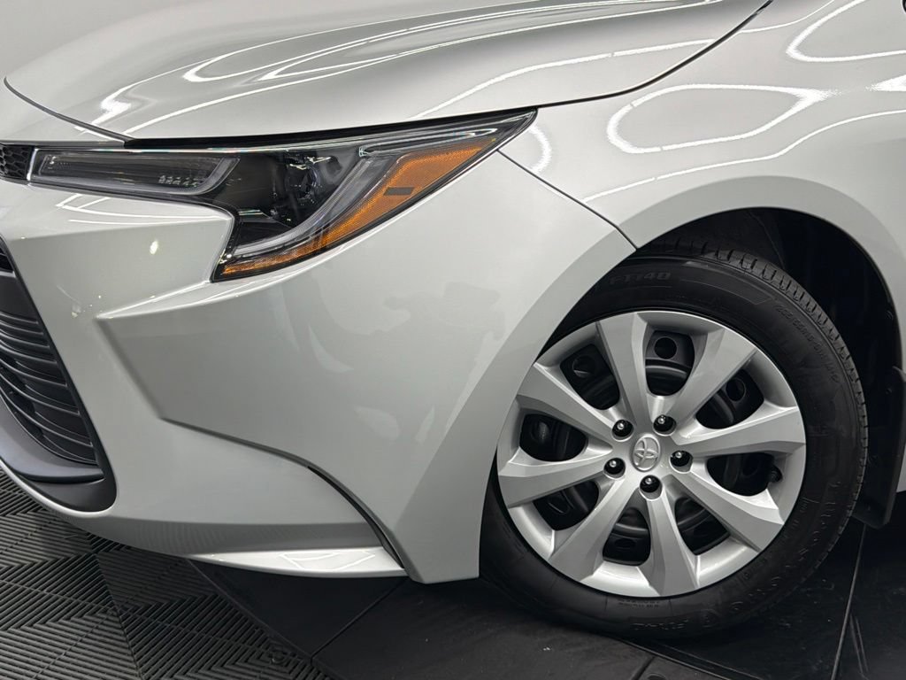 Certified 2026 Toyota Corolla LE FWD image 5