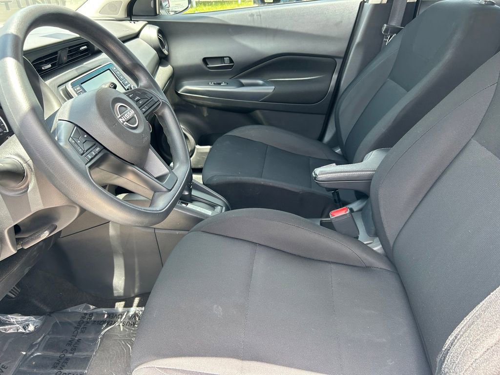 Used 2023 Nissan Kicks S FWD image 11