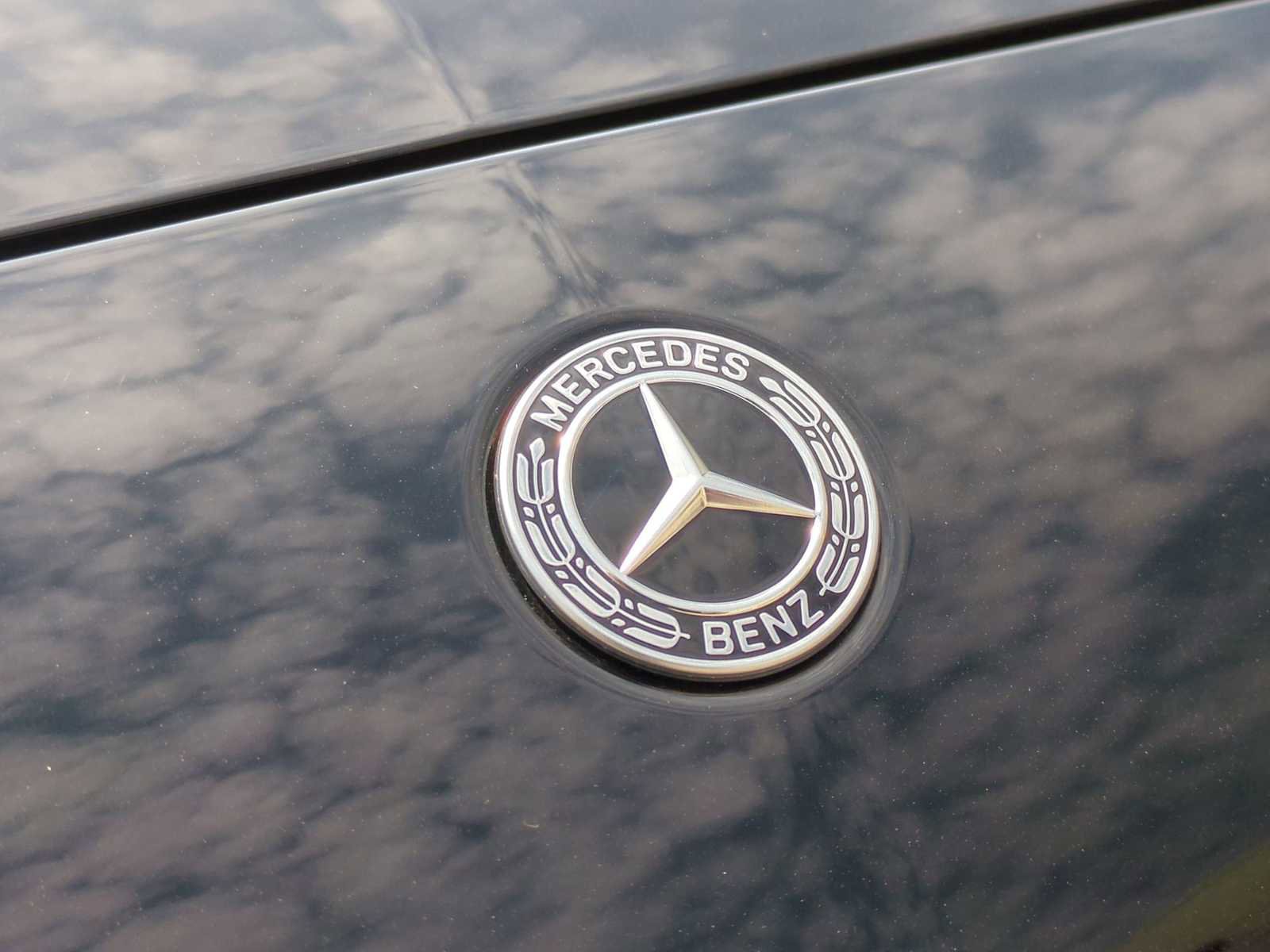 New 2025 Mercedes-Benz C 300 4MATIC Sedan image 12