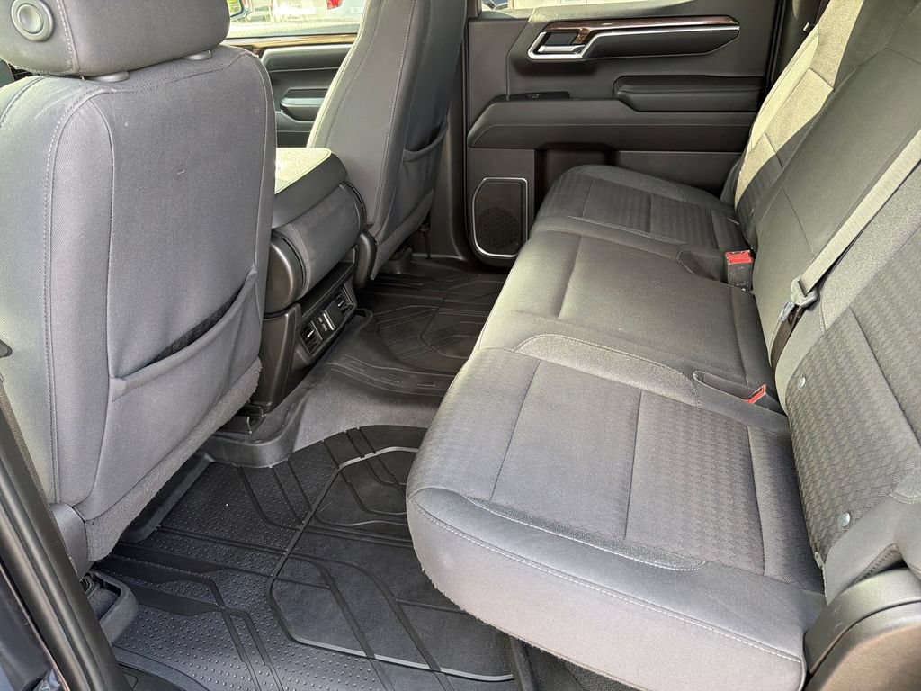 Used 2022 Chevrolet Silverado 1500 LT RWD image 35
