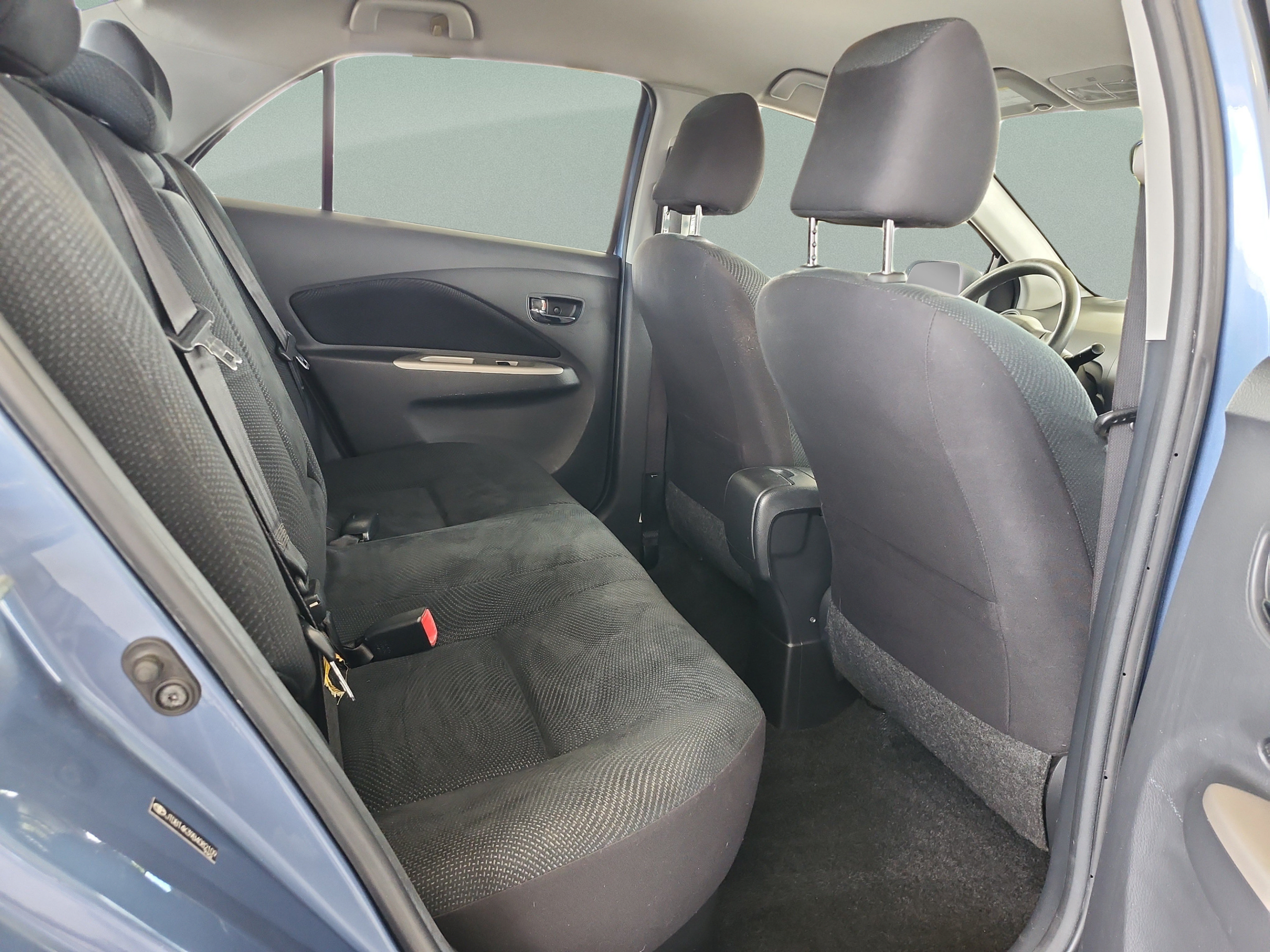 Used 2011 Toyota Yaris Sedan w/ PWR Pkg w/Steel Wheels FWD image 19