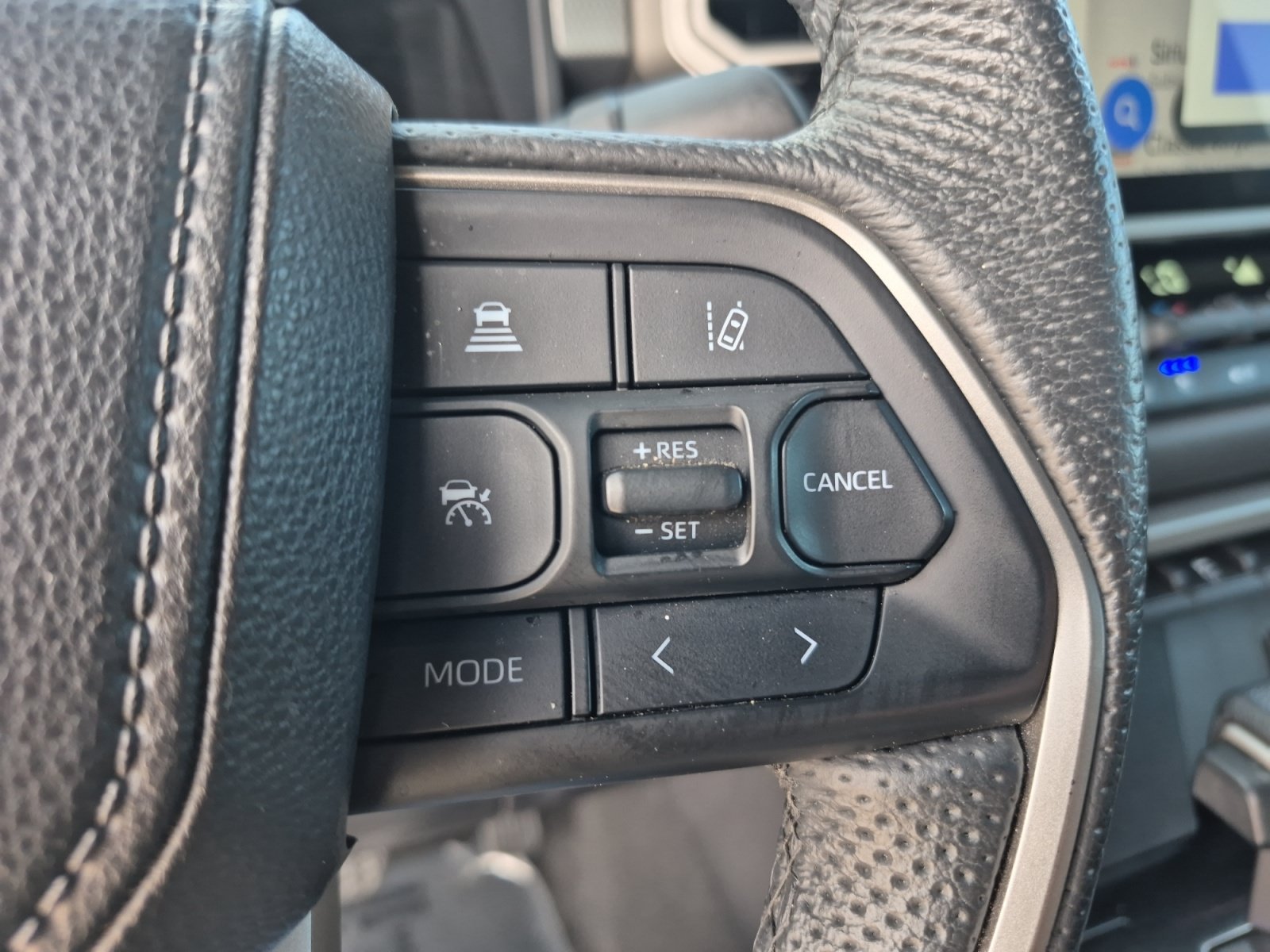 Certified 2025 Toyota Tundra Limited AWD/4WD image 27
