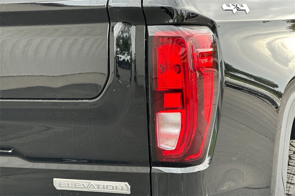 New 2026 GMC Sierra 1500 Elevation w/ Elevation Premium Package image 7