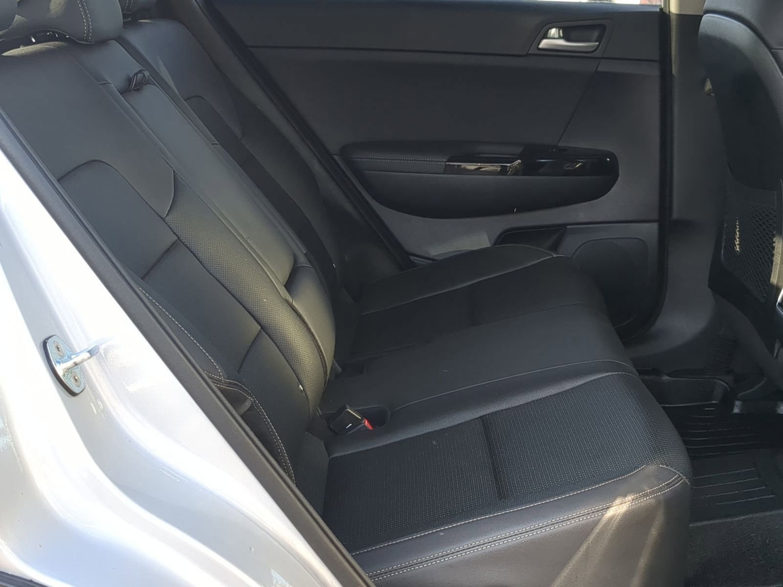 Used 2022 Kia Sportage EX image 23