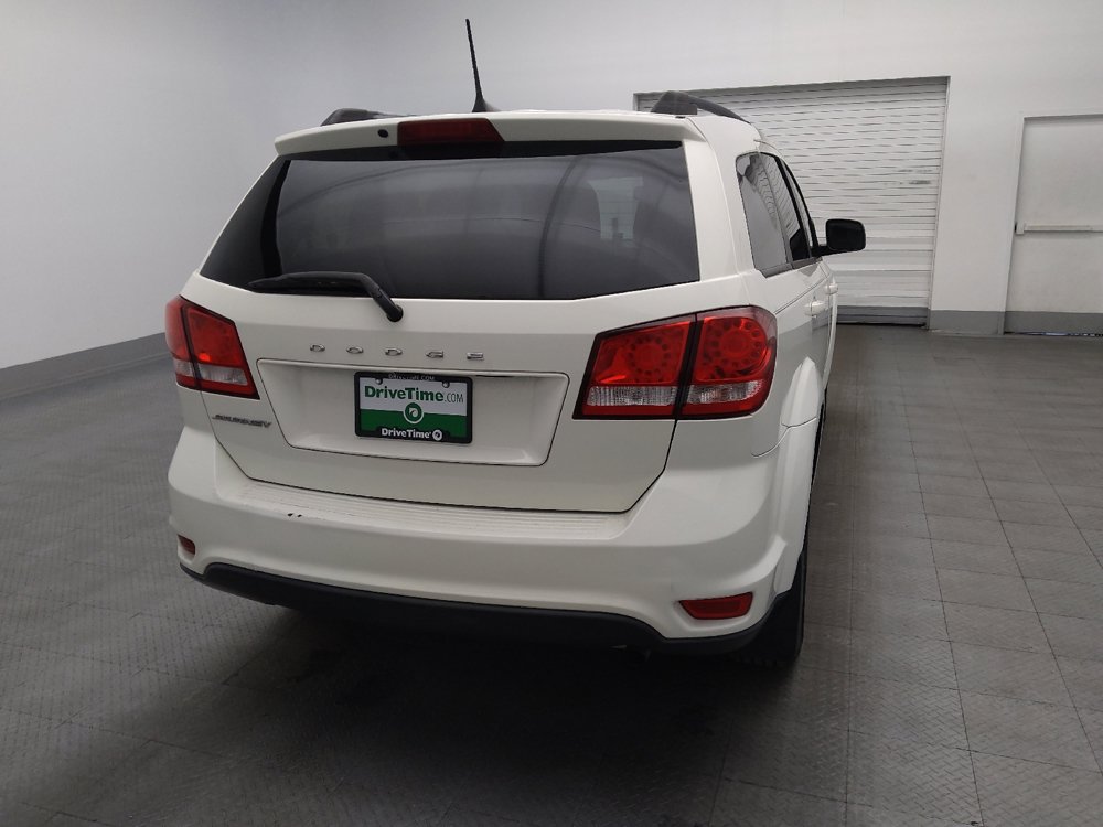 Used 2019 Dodge Journey SE w/ Connectivity Group FWD image 7
