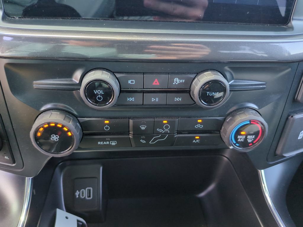 Used 2025 Ford F150 STX w/ Equipment Group 200A AWD/4WD image 27